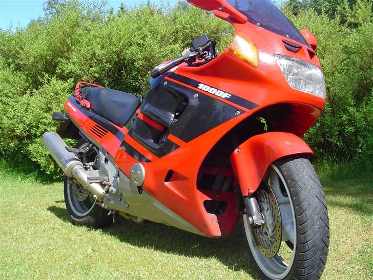 Honda CBR 1000F billede 1