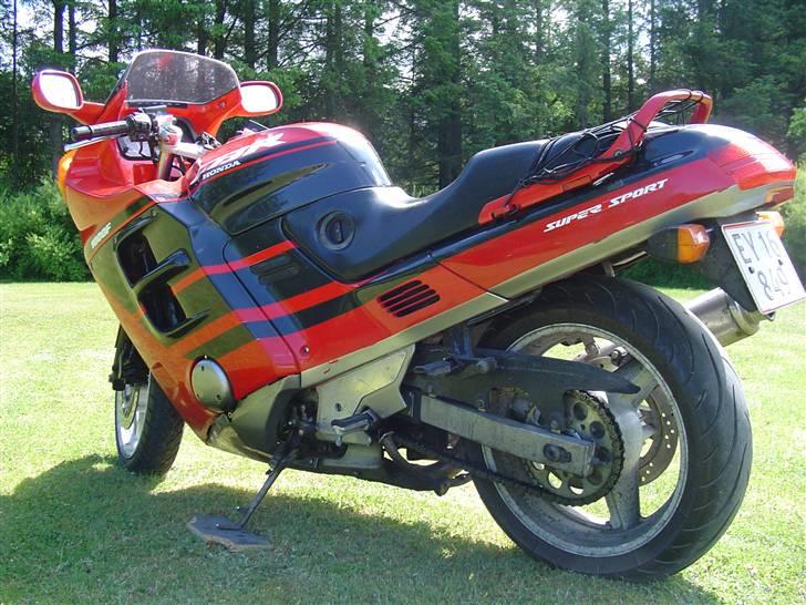 Honda CBR 1000F billede 5