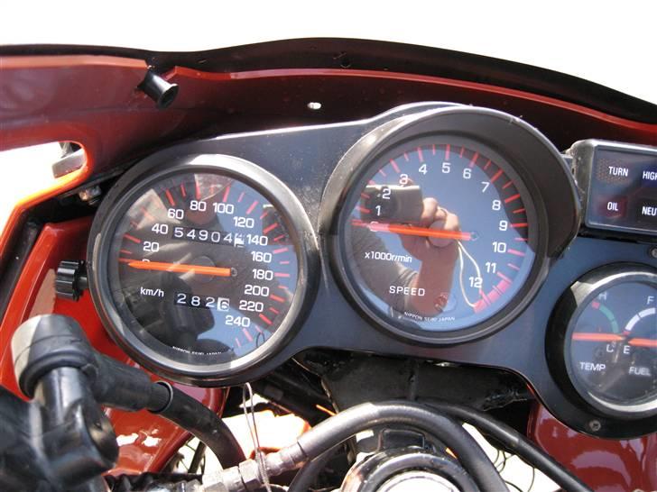 Yamaha FZ 750 billede 6