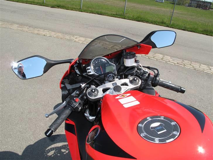 Honda cbr 1000 Fireblede RR billede 2