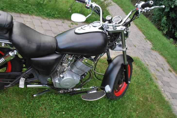 Lifan 250-4 SOLGT - Som den ser ud nu.. billede 3