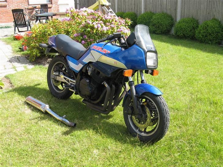 Suzuki gsx 750 es billede 2