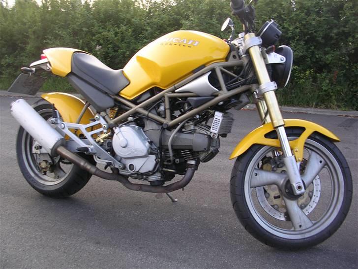 Ducati Monster 750 billede 8