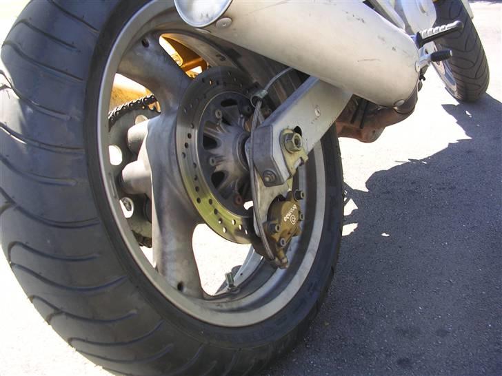 Ducati Monster 750 billede 11