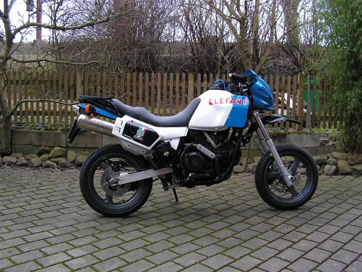 Cagiva Elefant - Efter ombygningen.  billede 1