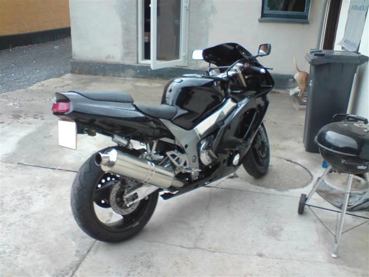 Kawasaki ZX9-R Ninja (SOLGT) billede 3