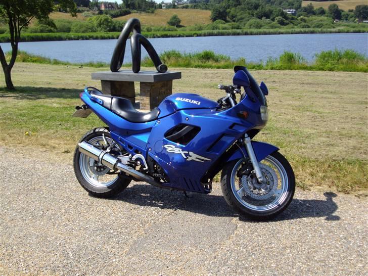 Suzuki GSX 600 F "Solgt" billede 5