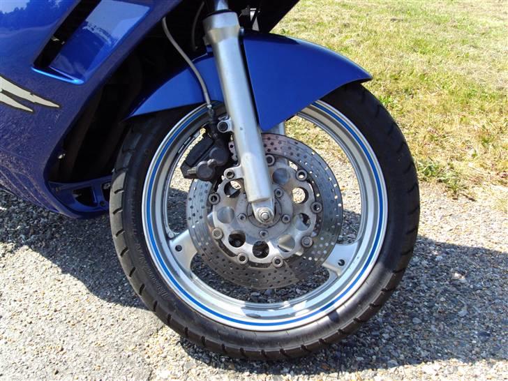 Suzuki GSX 600 F "Solgt" billede 8