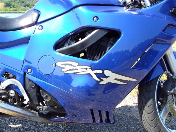 Suzuki GSX 600 F "Solgt" billede 9