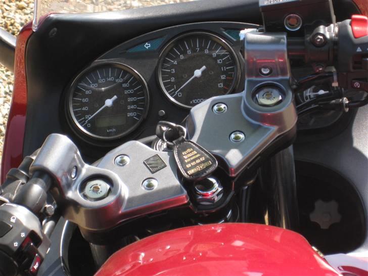 Suzuki gsx750f billede 6