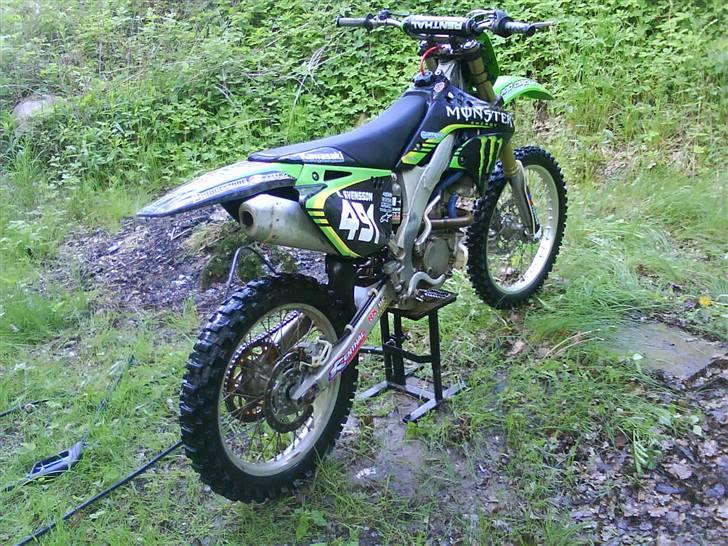 Kawasaki kx 250F solgt billede 4