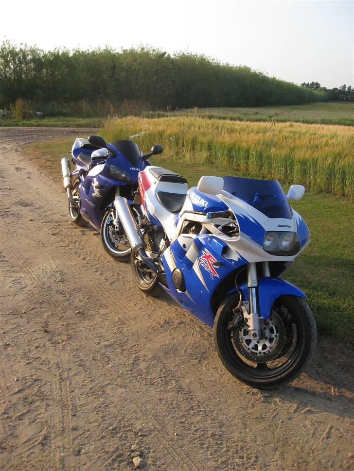 Suzuki gsxr 400 gk76a SOLGT billede 7