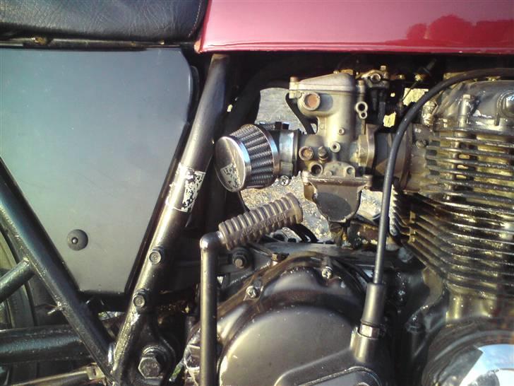 Honda cb 400  - den hårdt pumpede motor - med sportsluftfilter :p billede 7