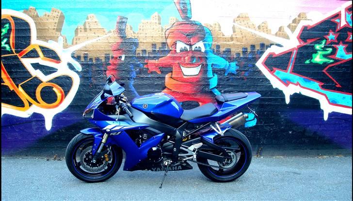 Yamaha R1 billede 10