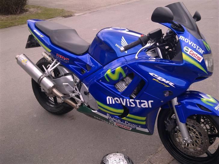 Honda CBR 600 F3 Movistar - Sådan ser den ud nu :)  billede 1