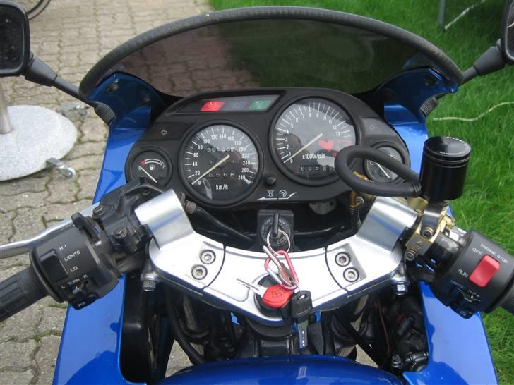 Kawasaki GPX 600R - Mit nye speedometer billede 5