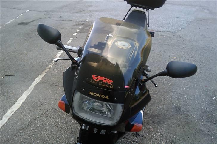 Honda VFR750F billede 6