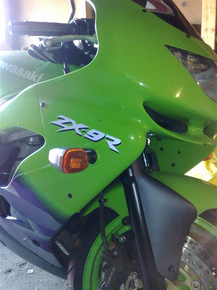 Kawasaki ZX9R **SOLGT D. 8/6-11** - Org. og grimme blink... Men men men billede 15