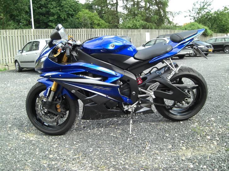 Yamaha R6 billede 3