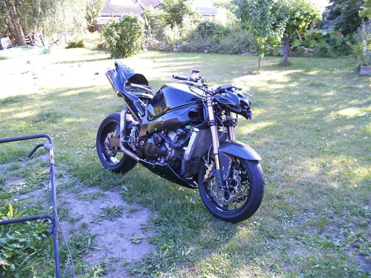 Suzuki gsx-r Streetfighter solgt billede 4