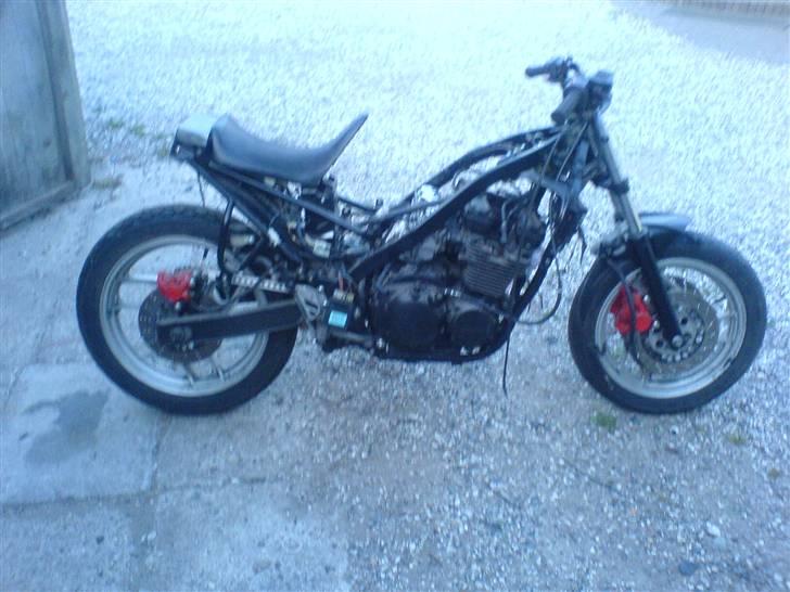 Yamaha fz 600 Solgt. billede 3