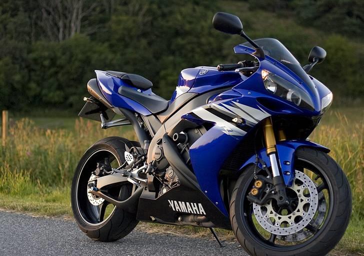 Yamaha YZF R1 billede 1