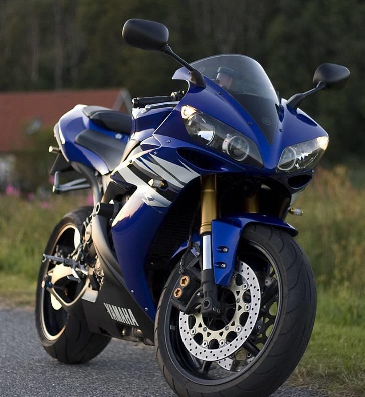 Yamaha YZF R1 billede 4