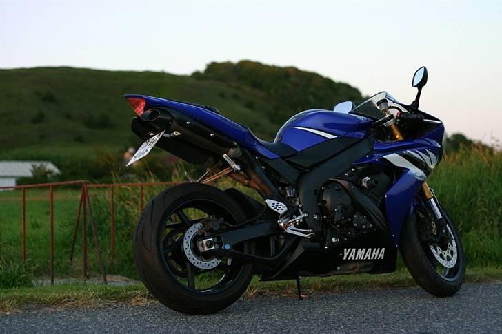 Yamaha YZF R1 billede 7