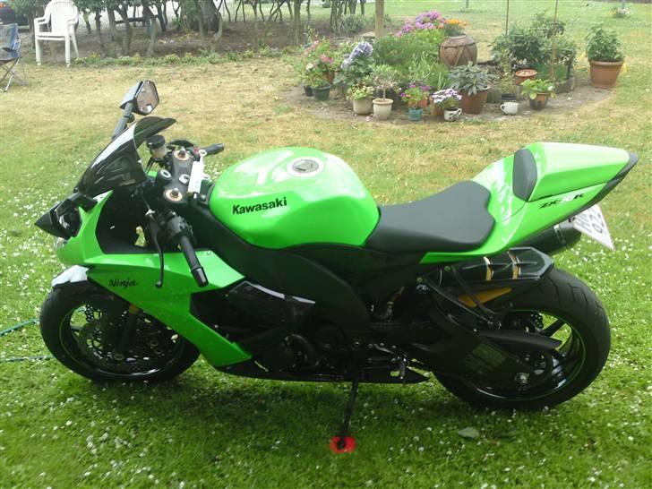 Kawasaki ZX10R (Solgt) billede 4