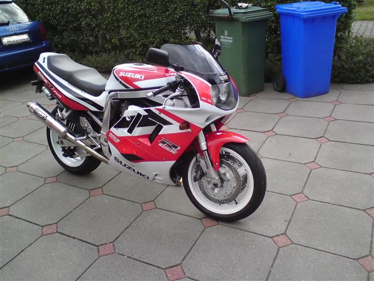 Suzuki gsxr 750 solgt billede 2