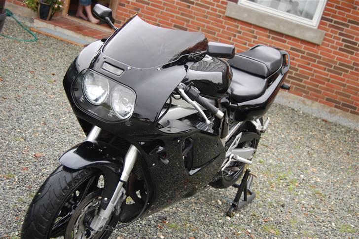 Suzuki Gsxr 600cc -solgt billede 4