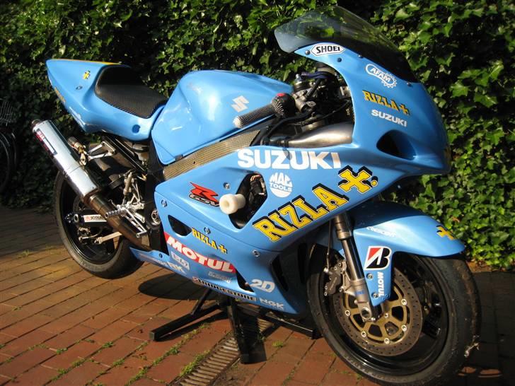 Suzuki GSX-R 750 RIZLA billede 10