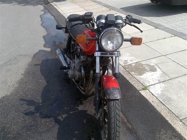 Suzuki gs 550 e billede 2