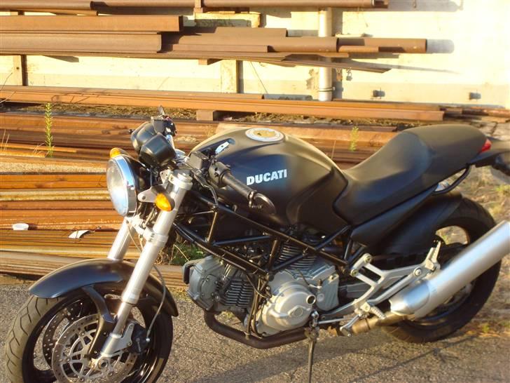 Ducati Monster 620 Dark *SOLGT* billede 14