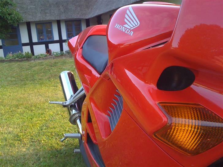 Honda VFR 750 F billede 2