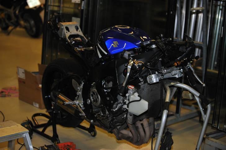 Suzuki GSXR 750 Baneged -Solgt- billede 5