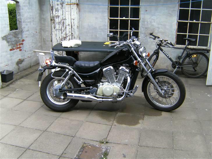 Suzuki intruder vs 700 billede 1