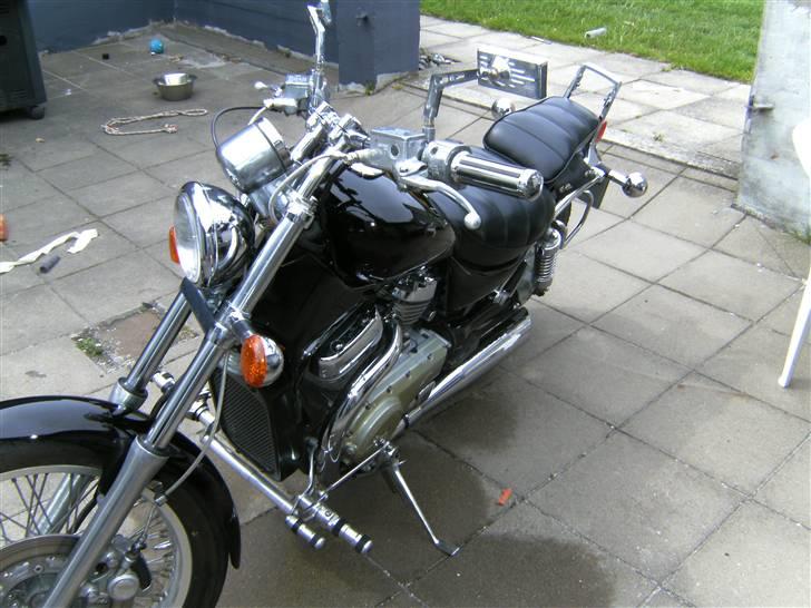 Suzuki intruder vs 700 billede 3