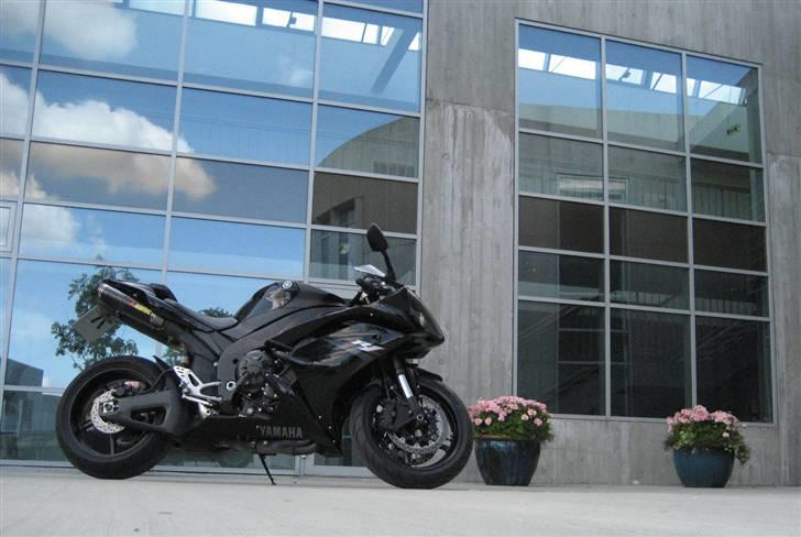 Yamaha YZF R1 billede 8