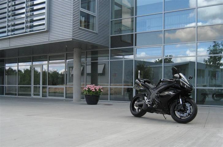 Yamaha YZF R1 billede 9