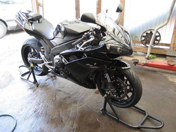 Yamaha YZF R1 - Nye Michelin dæk monteret og nyvasket... :o) billede 19