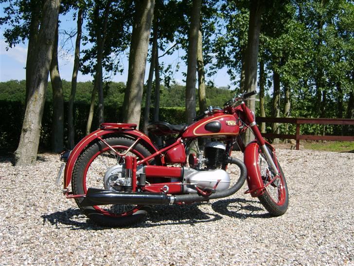 TWN BGN 250 billede 2