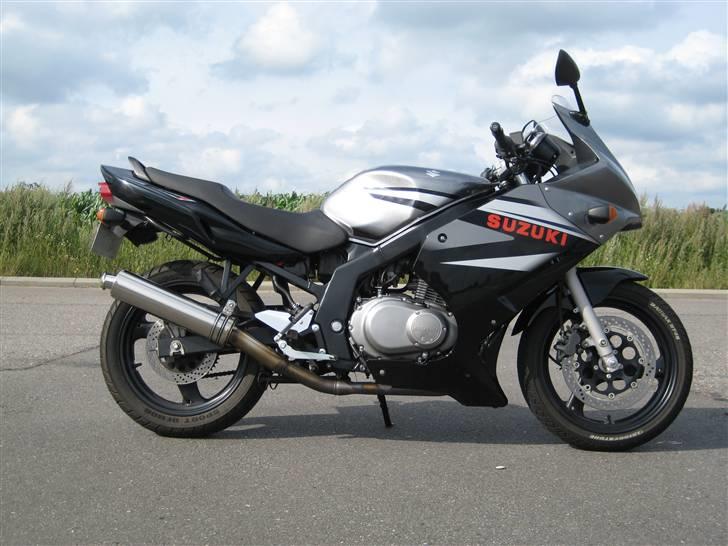 Suzuki GS 500 FK7 *SOLGT* billede 3