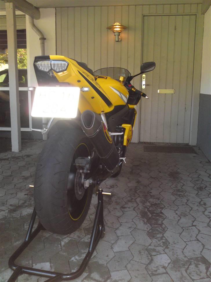 Yamaha YZF-R6 Rossi billede 4