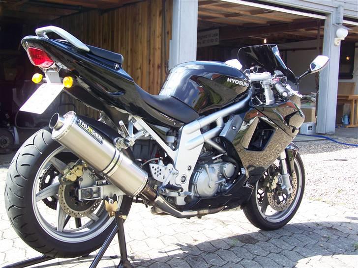 Hyosung GT 650R billede 5