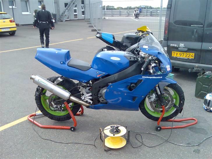 Kawasaki zxr billede 1