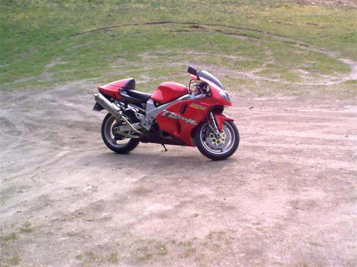 Suzuki TL1000R *Byttet* billede 9