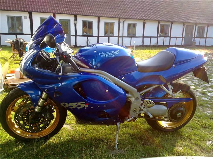 Triumph Daytona 955i billede 2