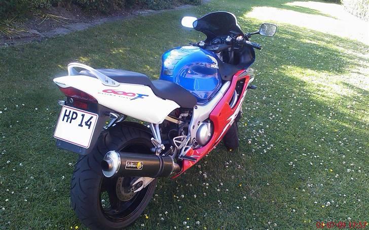 Honda CBR 600 F4 billede 4