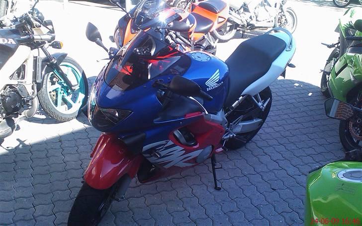 Honda CBR 600 F4 billede 6